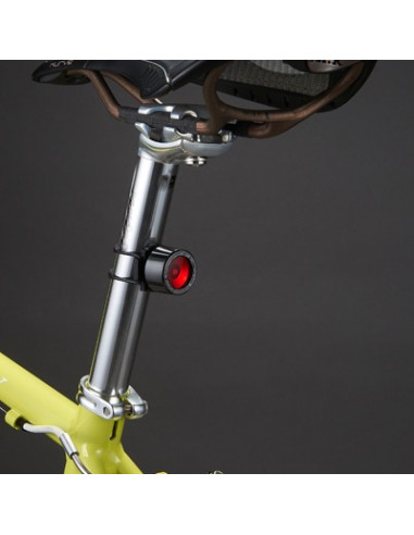 Bakampa Cateye Nima 1st diod, Inkl batteri svart